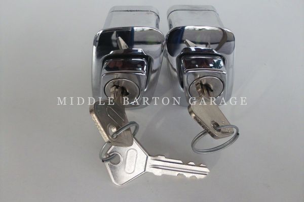 DOOR LOCK SET FIAT 850 SPIDER (SPORT SPIDER)